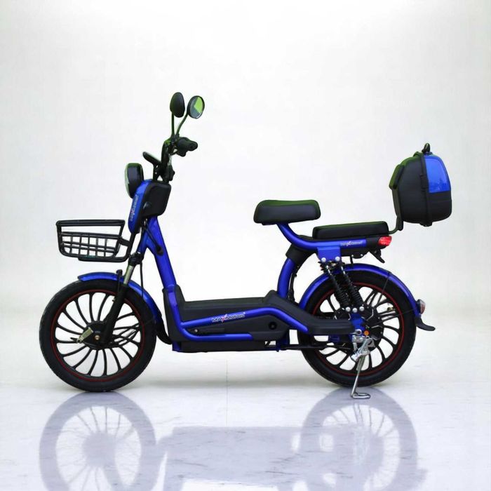 Електрически скутер с педали MaxMotors EBZ 20 1200W / 60V-72V / 28Ah - BLUE
