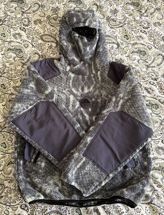 Supreme x Nike ACG Balaclava Fleece Pullover – Mint Snakeskin