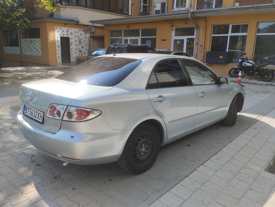 Mazda 6.