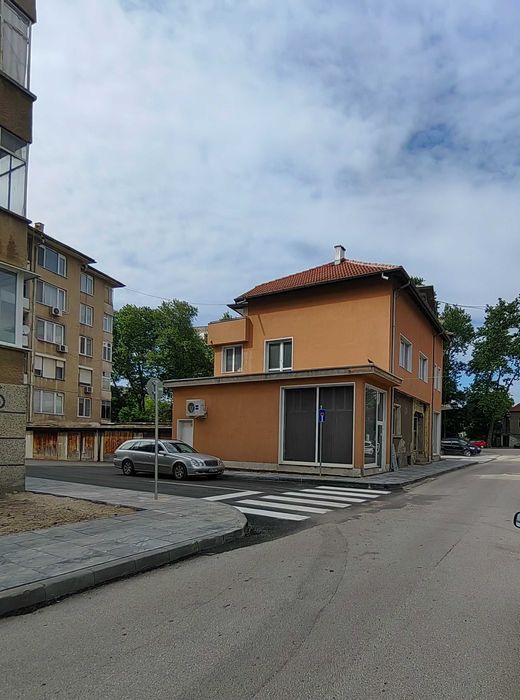 Продава се Къща в Видин, Александър Стамболийски - 580 кв.м за 449 €/кв.м - Снимка #2