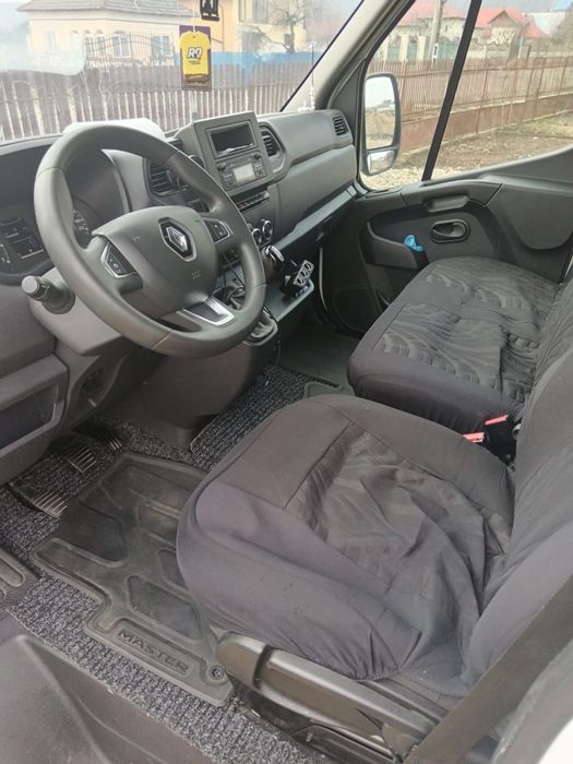 Vând Renault Master 2020    8 euro paleți