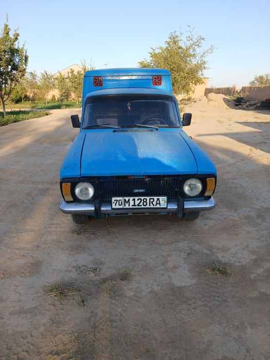 Furgon moshina sotiladi