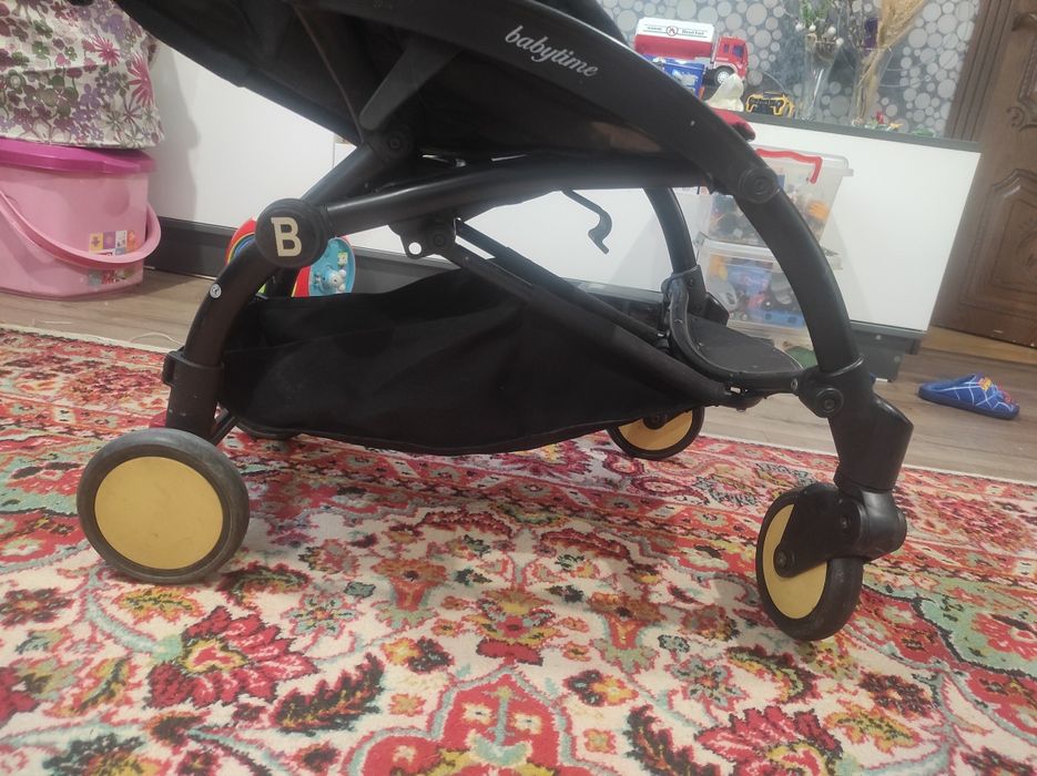 Прогулочная коляска