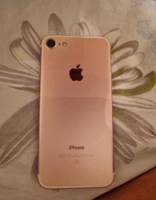 Айфон 7 идеальное состояние