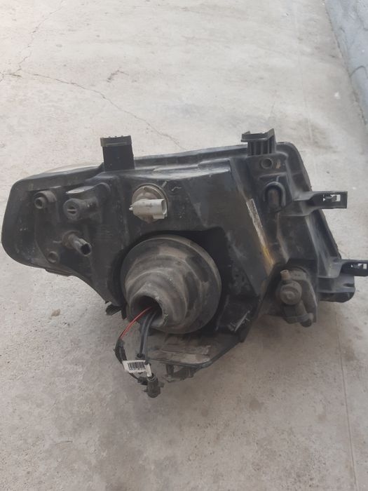 Фара на патфайндер европеец