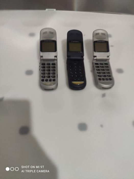 Продам телефон motorola на запчасти