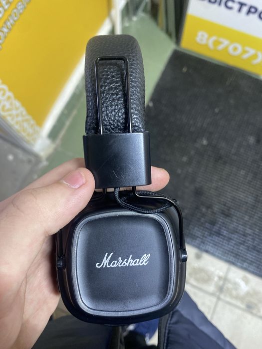 Наушники Marshall