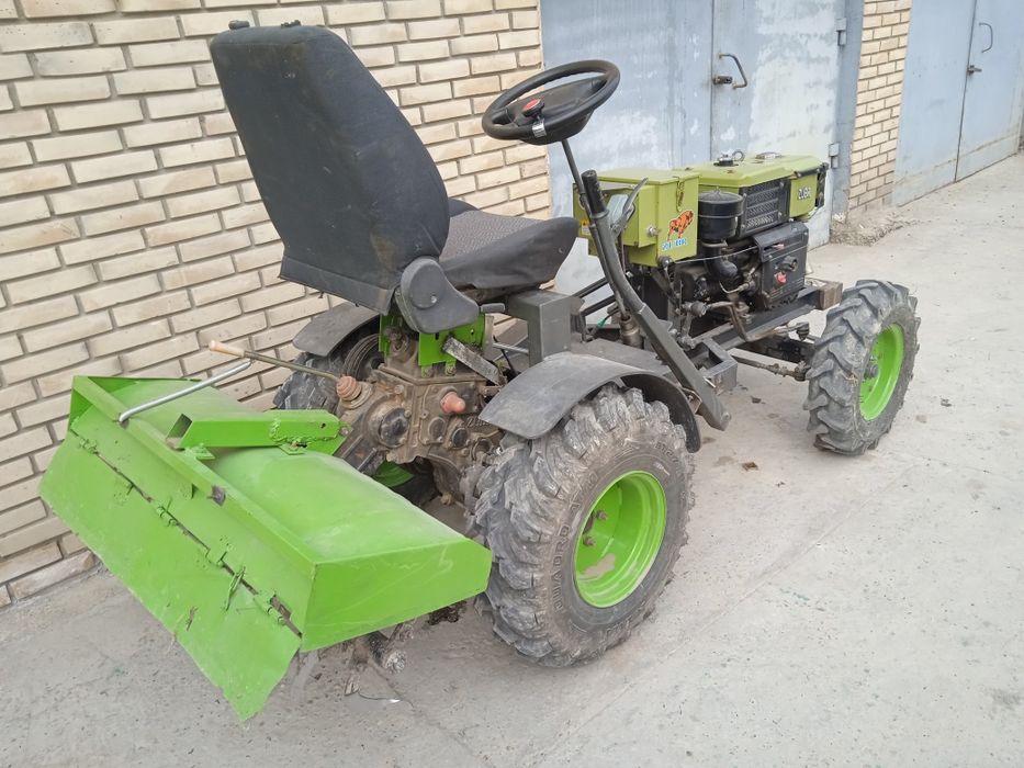 Продам мини трактор очень надёжный трактор