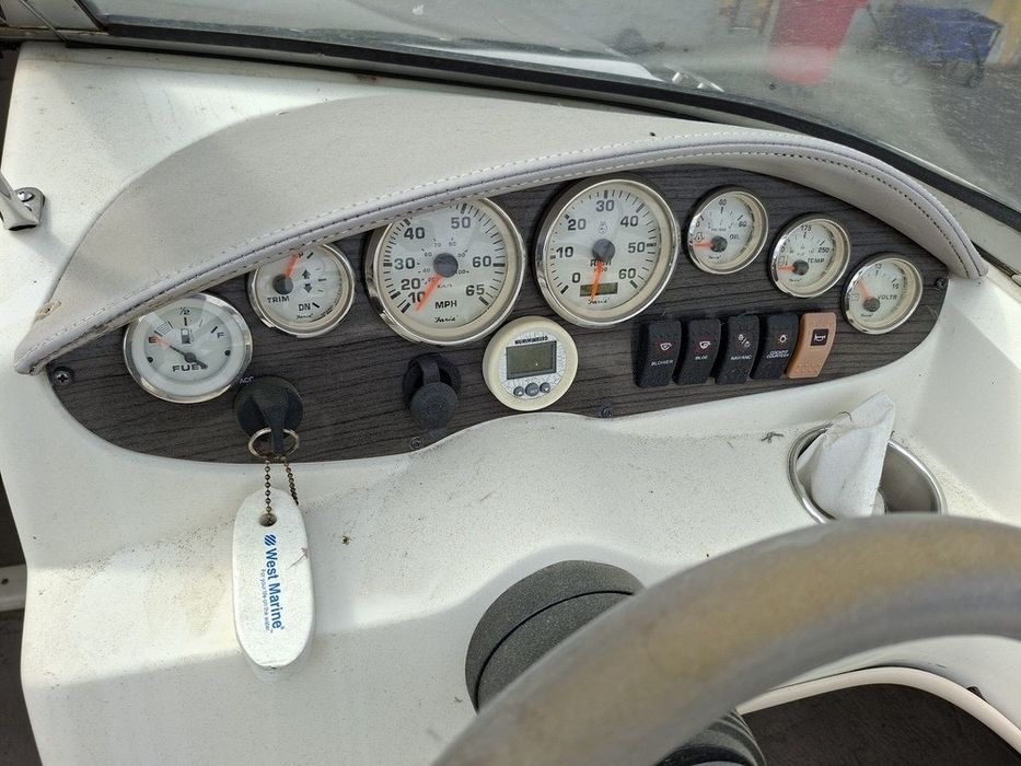 Катер Stingray 190