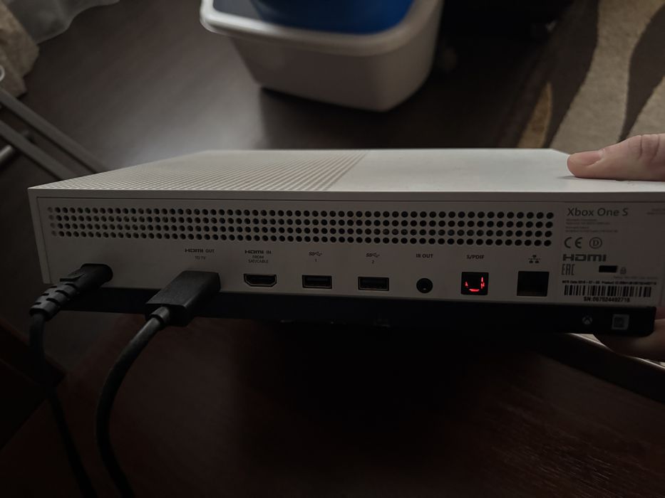 Xbox one s на 1 тб