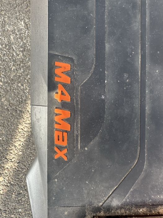 Kukirin M4 Max leduri rgb pe laterale