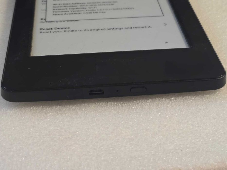 E-book reader Kindle Gen.7 4GB Wi-Fi Ecran 6 Inch E-Ink Pearl Touchscreen 167 PPI Negru