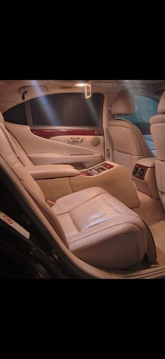 Продам Лексус  лс 460