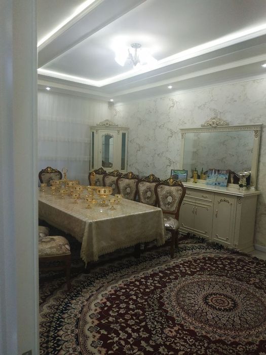 Срочно продается 2-х этажный коттедж в Ункургане!