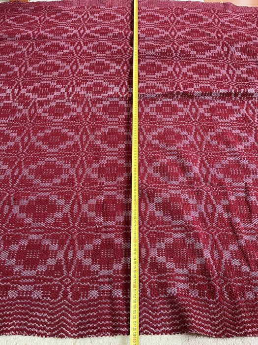 Macat din lână tesut la razboi