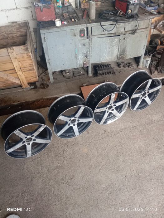 Титанка 17, мерседес ,диска 17