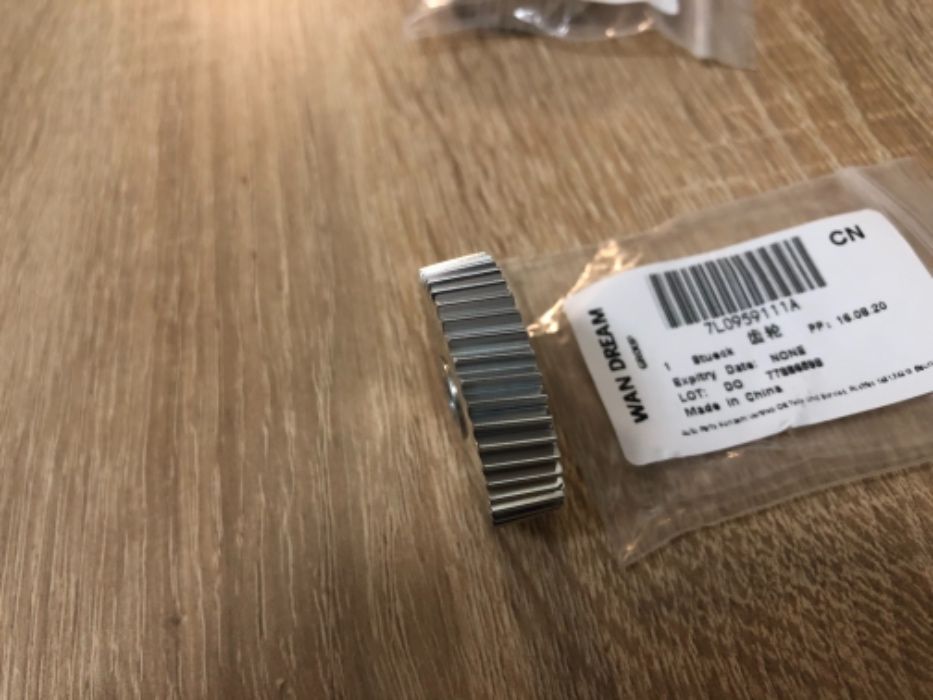 Kit reparație pinion/motoras aluminiu scaun reglare pe inaltime 42 dinti Audi, Vw, Touareg, Cayenne, NOI