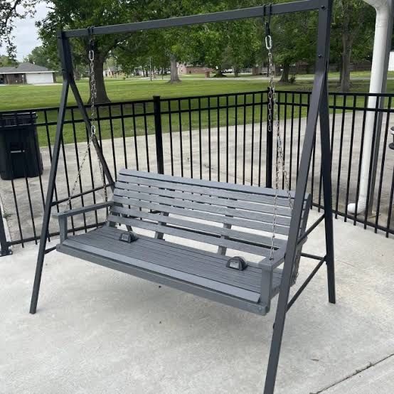 Качели садовые для дома