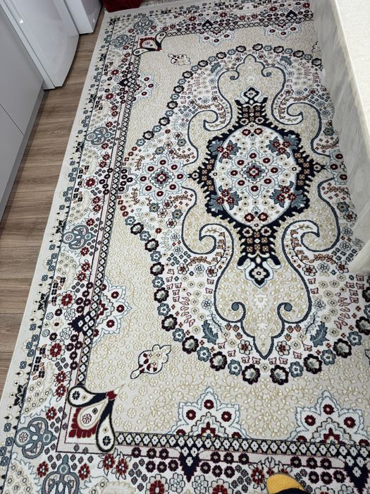 Продам ковер 250*350