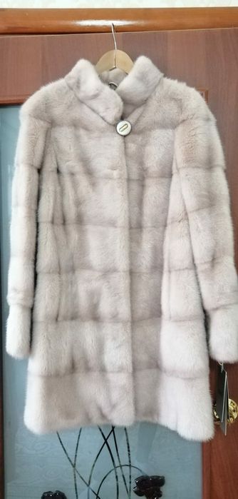 Продам шубу , абсолютно новая