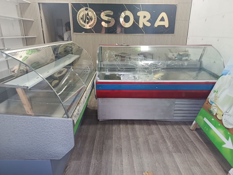 Vetrina haladelnik zor