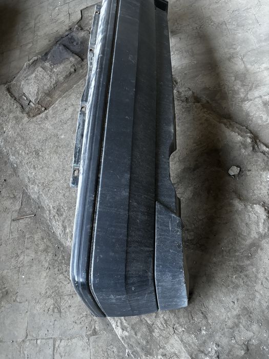 Продам бампер гольф 3 задний