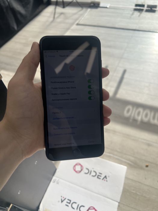 Iphone 7 Plus 128gb sroochna