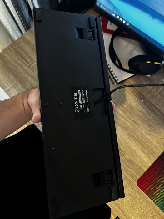 Клавиатура THOR Genesis