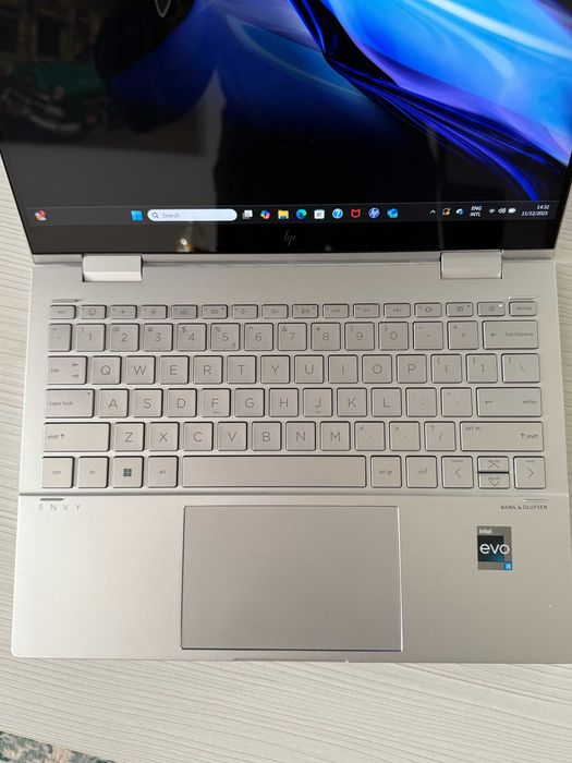 Laptop/Tabletă 2 în 1 HP Envy x360 13' – ca nou