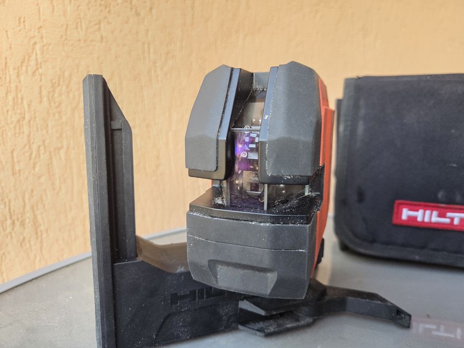 Nivela laser Hilti PM 20 CG cu linii verzi