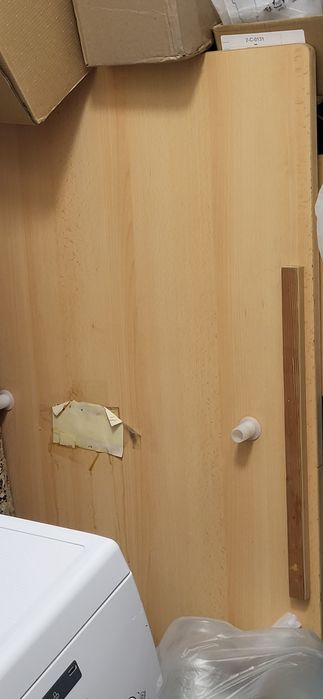 Стол кухонный без стульев