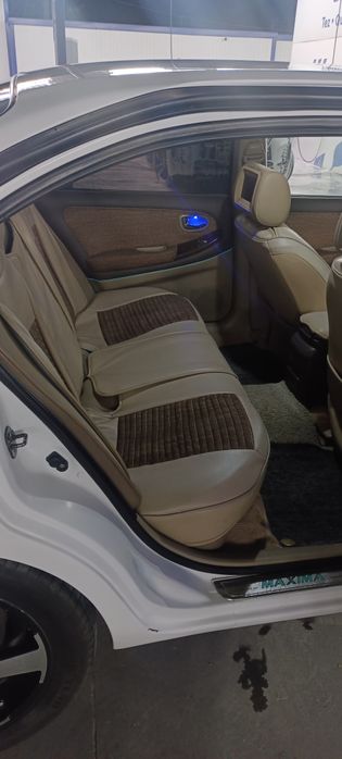 Иномарка Ниссан максима а33