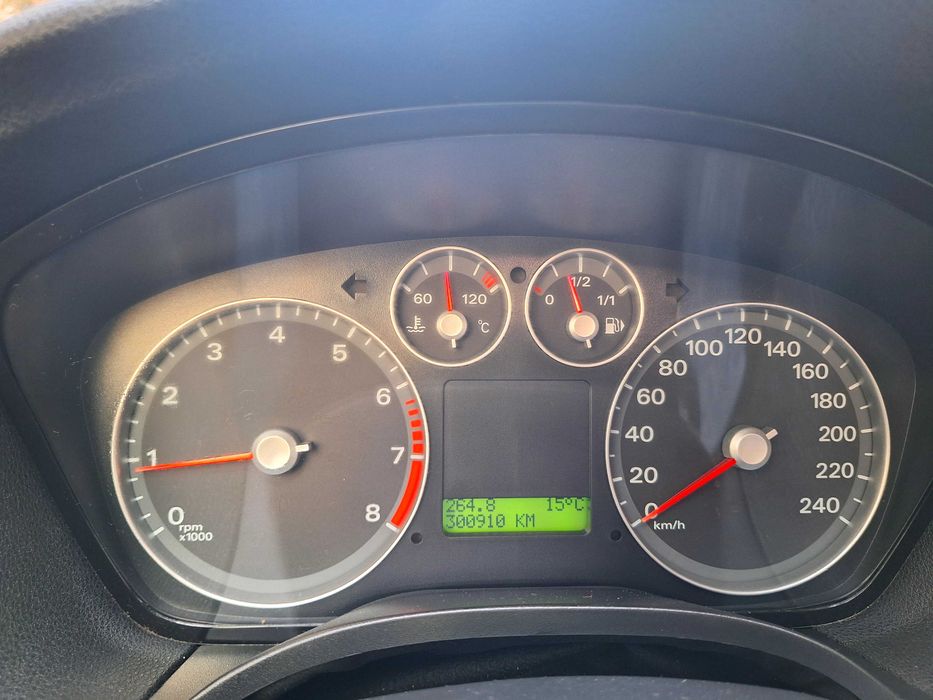 Ford focus 2 , pachet ghia