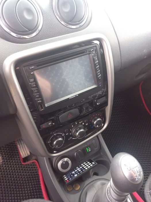 Продам машину транспорт