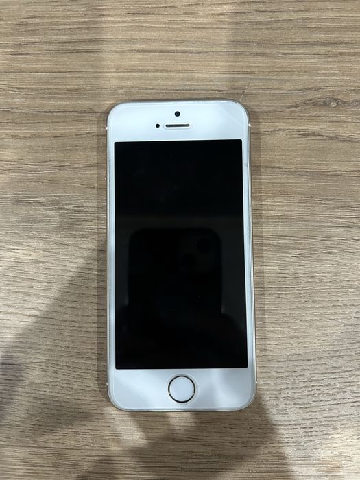 Продам iPhone 5s