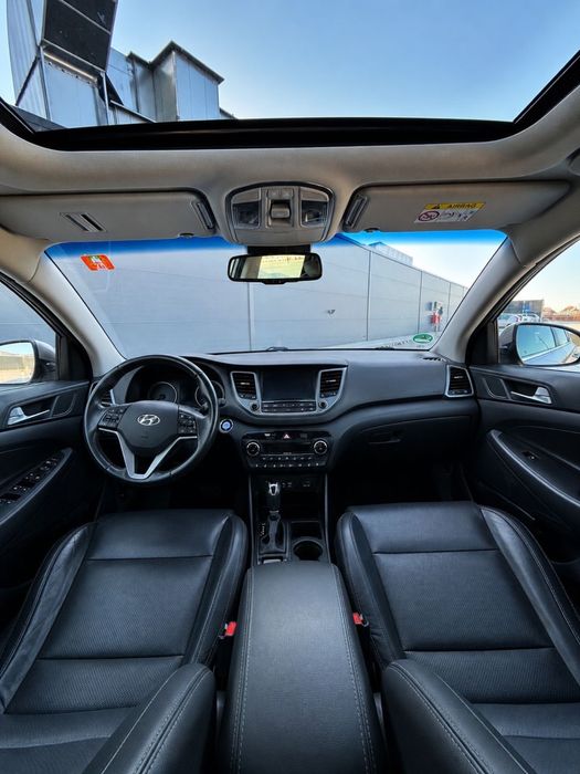 Hyundai Tucson 2.0 CRDi 185 CP  4x4  Automat   FULL  Panoramic  Piele  RATE