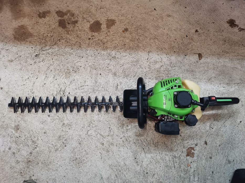 Бензинов храсторез