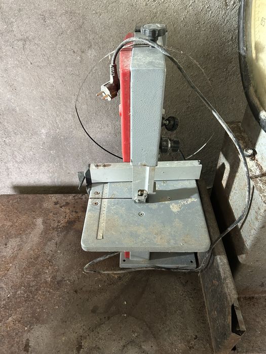 Fierastrau de vanzare aproape nou