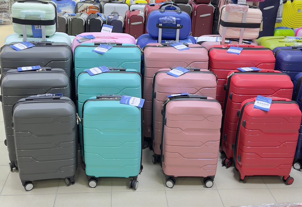 Комплект куфари 3 бр. | Лек и здрав твърд полипропилен, 4 колела 360°