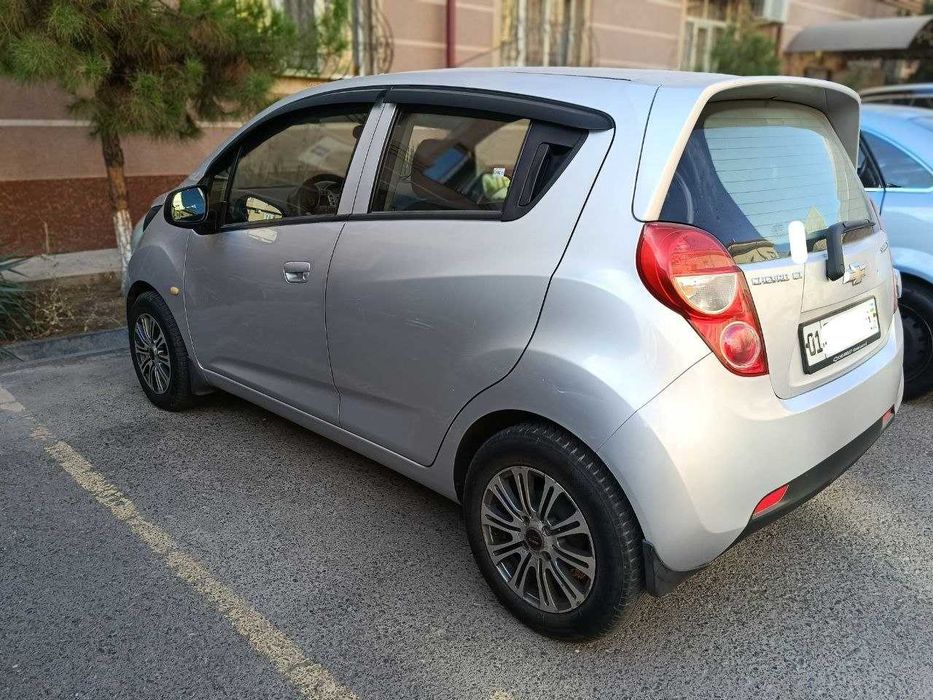 Chevrolet Spark 2015 г. — от первого владельца.