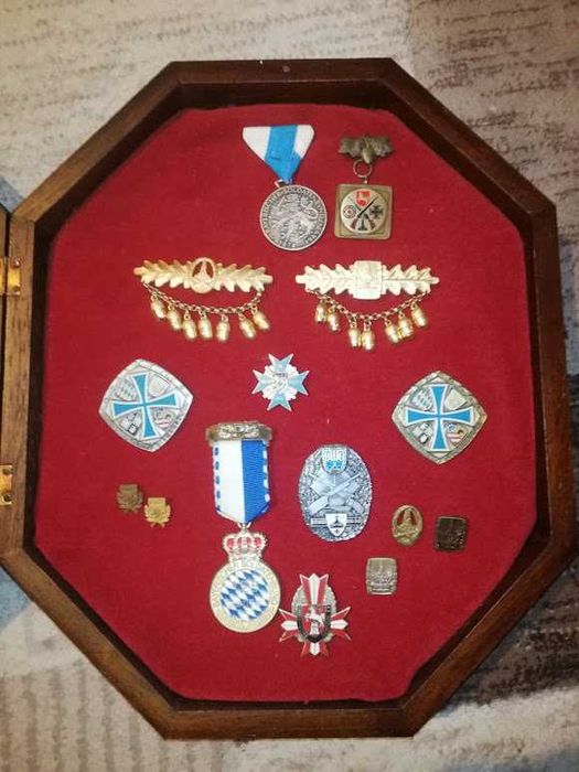 vand insigne,medalii