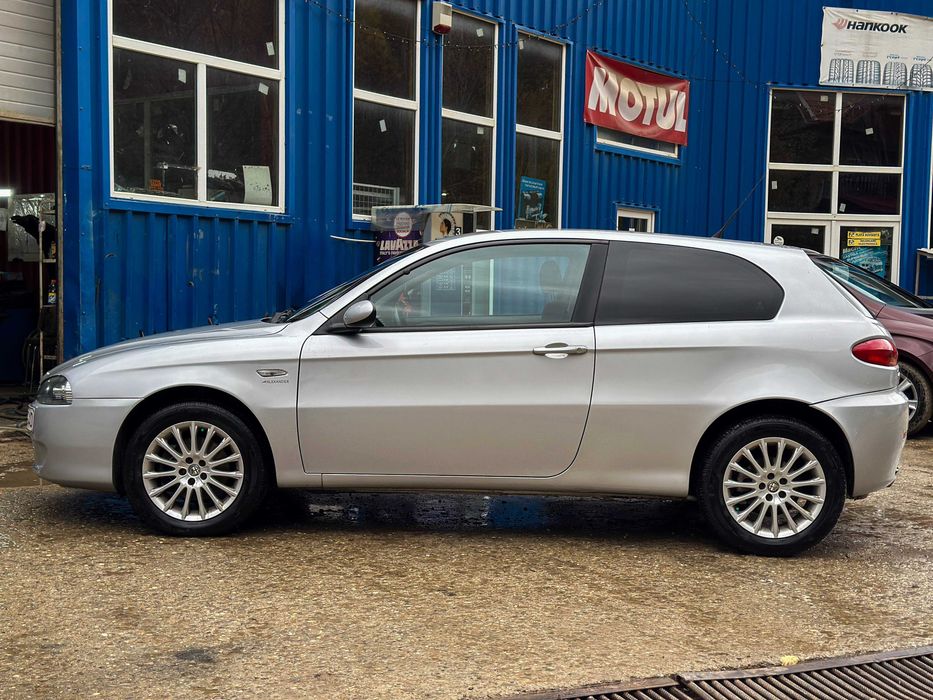 Alfa Romeo 147 2008 benzină, 2.309 € — imagine 4