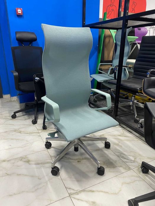 Продам кресла для руководителя