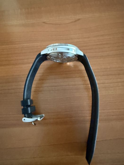 Продавам часовник  Tissot Seastar
