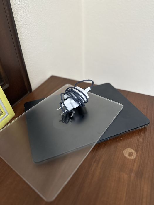 Macbook M3 с гарантией