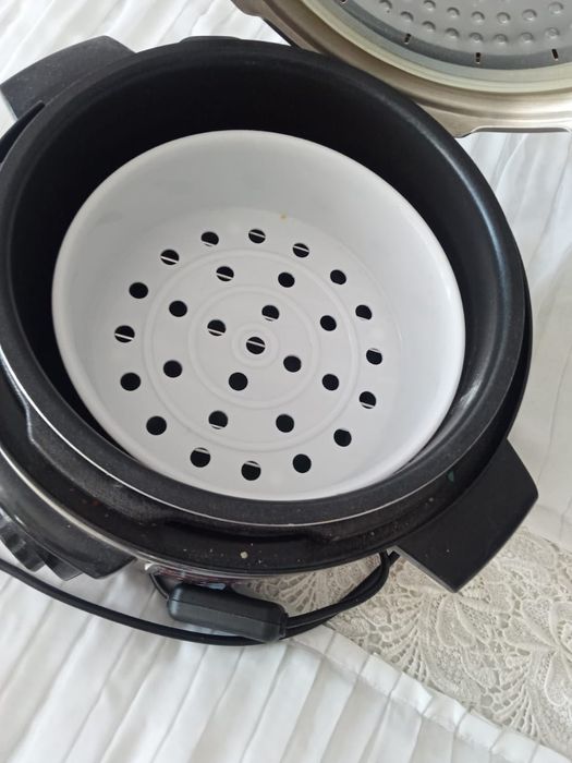 Продам мультиварку