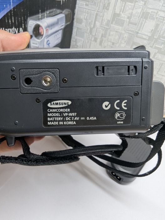 Видеокамера в идеальном состоянии.