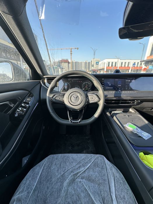 Voyah Free Apollo Tech 318 / 2025г в наличаи от Terra Auto