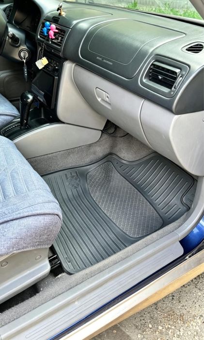 Subaru Forester 2000г