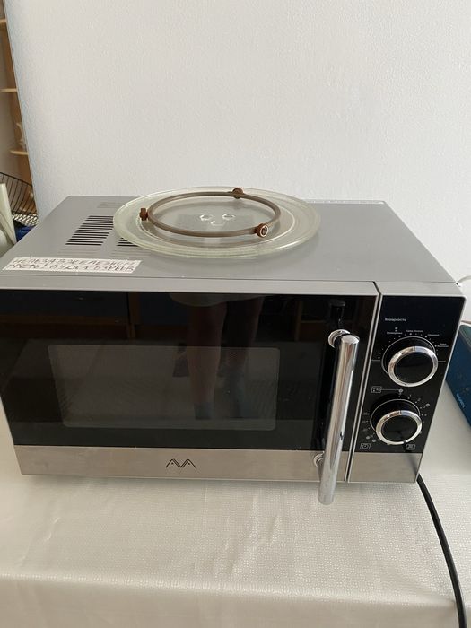 Продам микроволновую печь рабочую , б/у